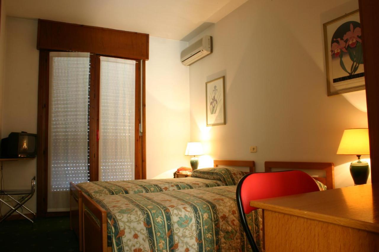 Hotel Rizzi Monticello Conte Otto Exteriér fotografie